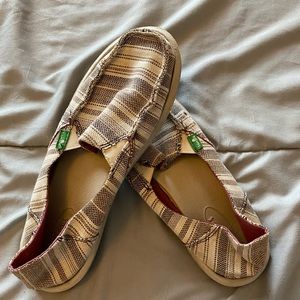 Sanuk slip ons